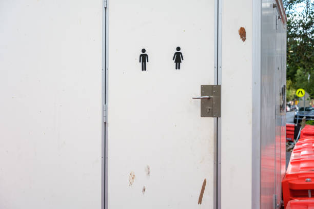 Portable Toilet Options We Offer in Carpentersville, IL